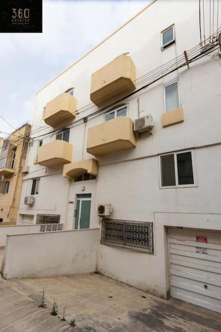Modern 2Br Apt In The Quaint Village Of Marsaskala & Ac By 360 Estates Eksteriør bilde