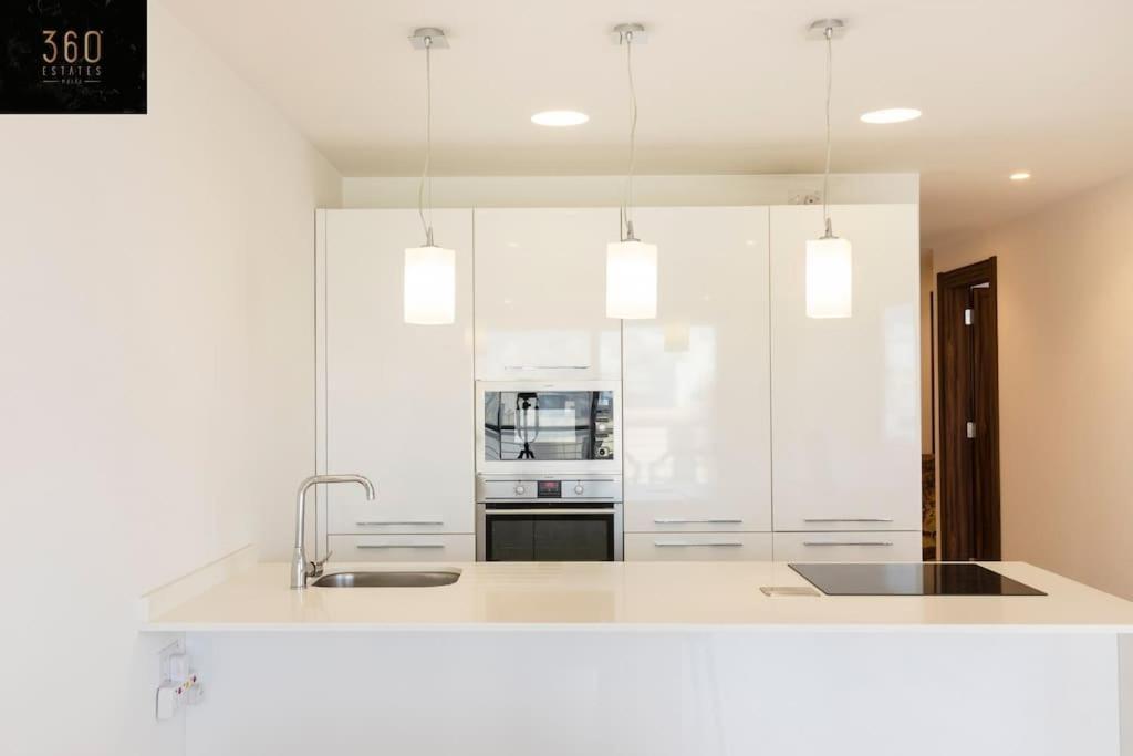 Modern 2Br Apt In The Quaint Village Of Marsaskala & Ac By 360 Estates Eksteriør bilde