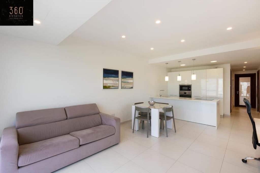 Modern 2Br Apt In The Quaint Village Of Marsaskala & Ac By 360 Estates Eksteriør bilde